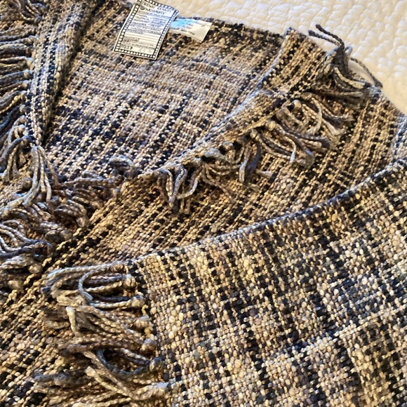 Jacket woven in Brown County Indiana, so chic! Made from bamboo cotton chenille. - Picture 5 of 6